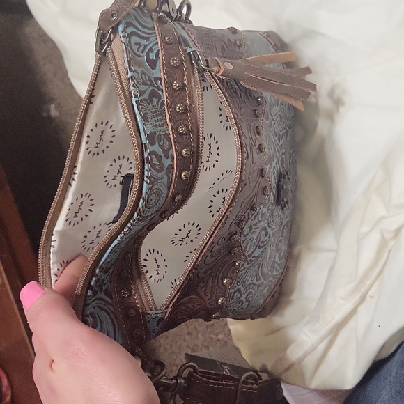 Purse - Picture 3 of 5